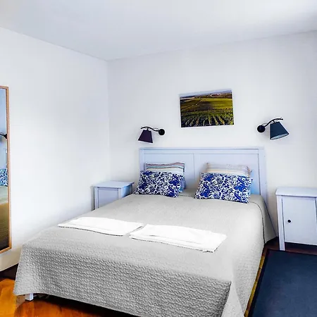 Orosz Gabor Vendeghaz 3* Mád